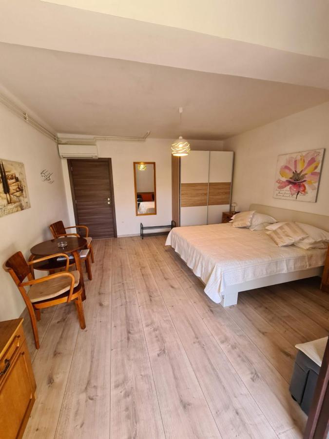 Apartments Ana Medulin Exterior foto