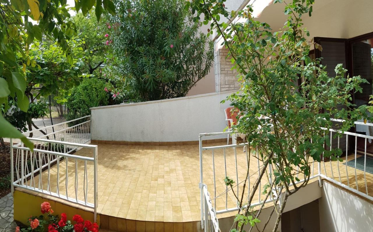 Apartments Ana Medulin Exterior foto